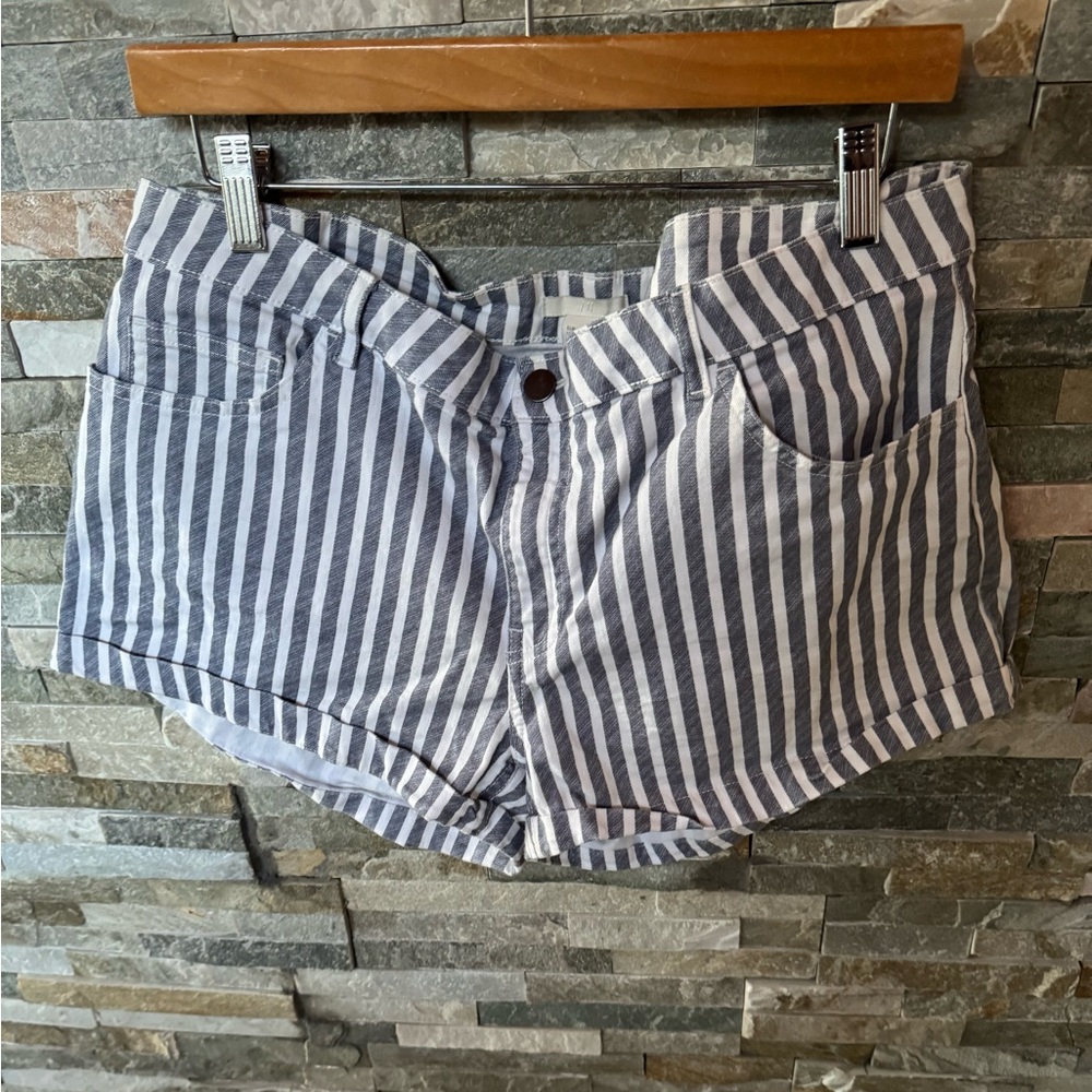 H&M Striped Gray Women's Shorts